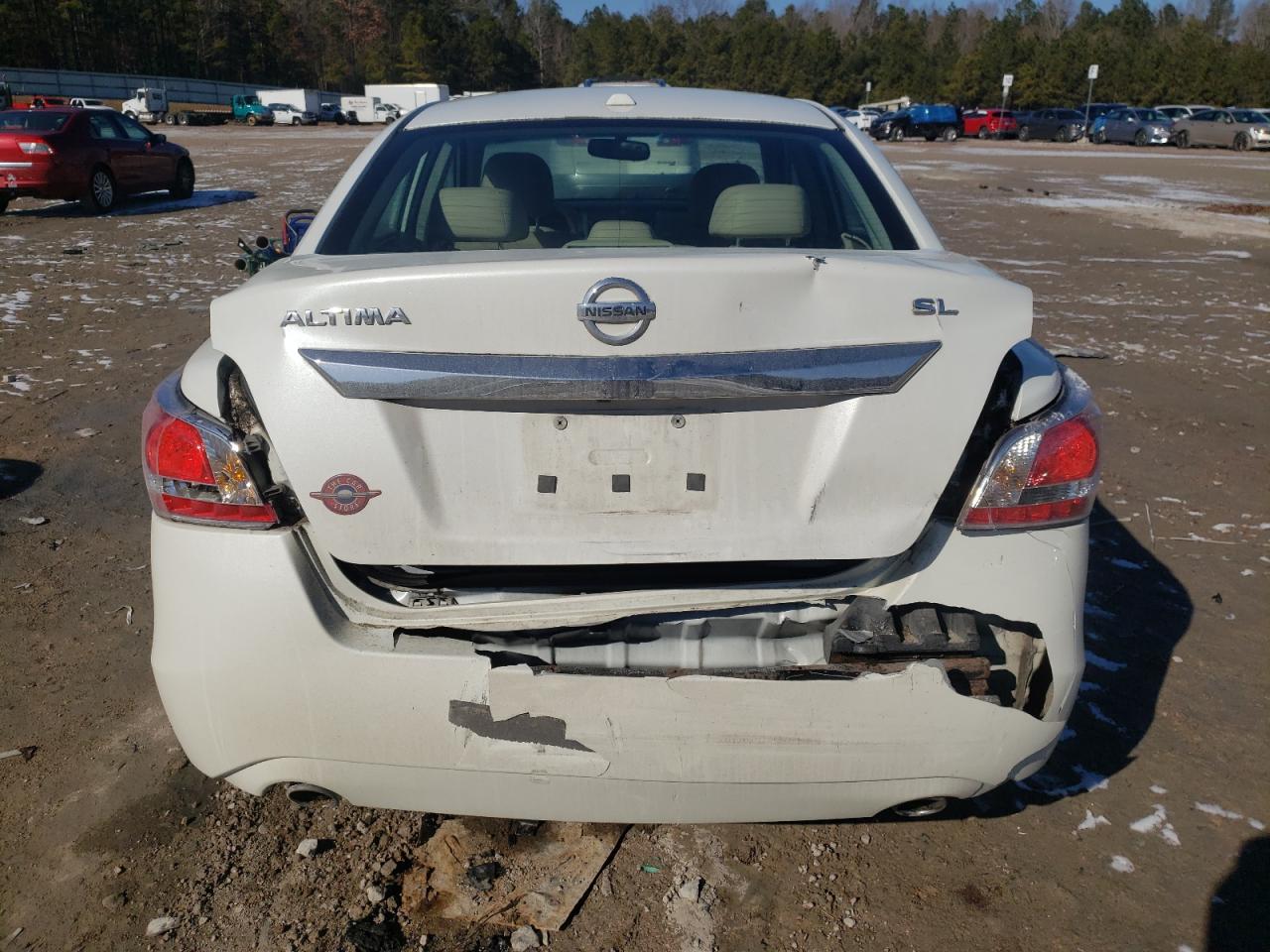 2015 Nissan Altima - Image 6