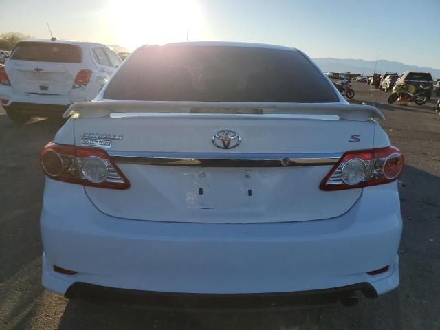  TOYOTA COROLLA 2012 Белый