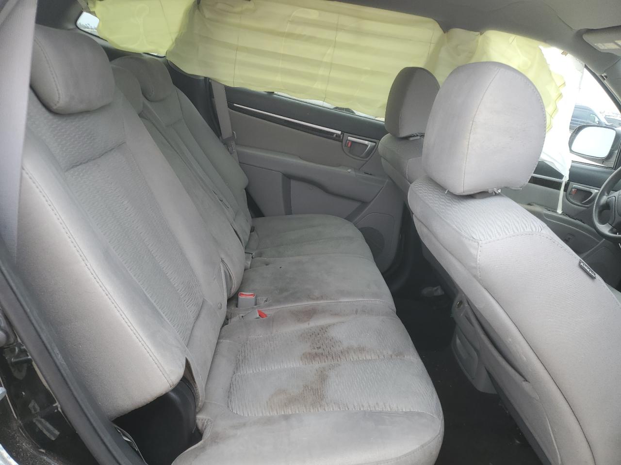 2009 Hyundai Santa Fe - Image 12
