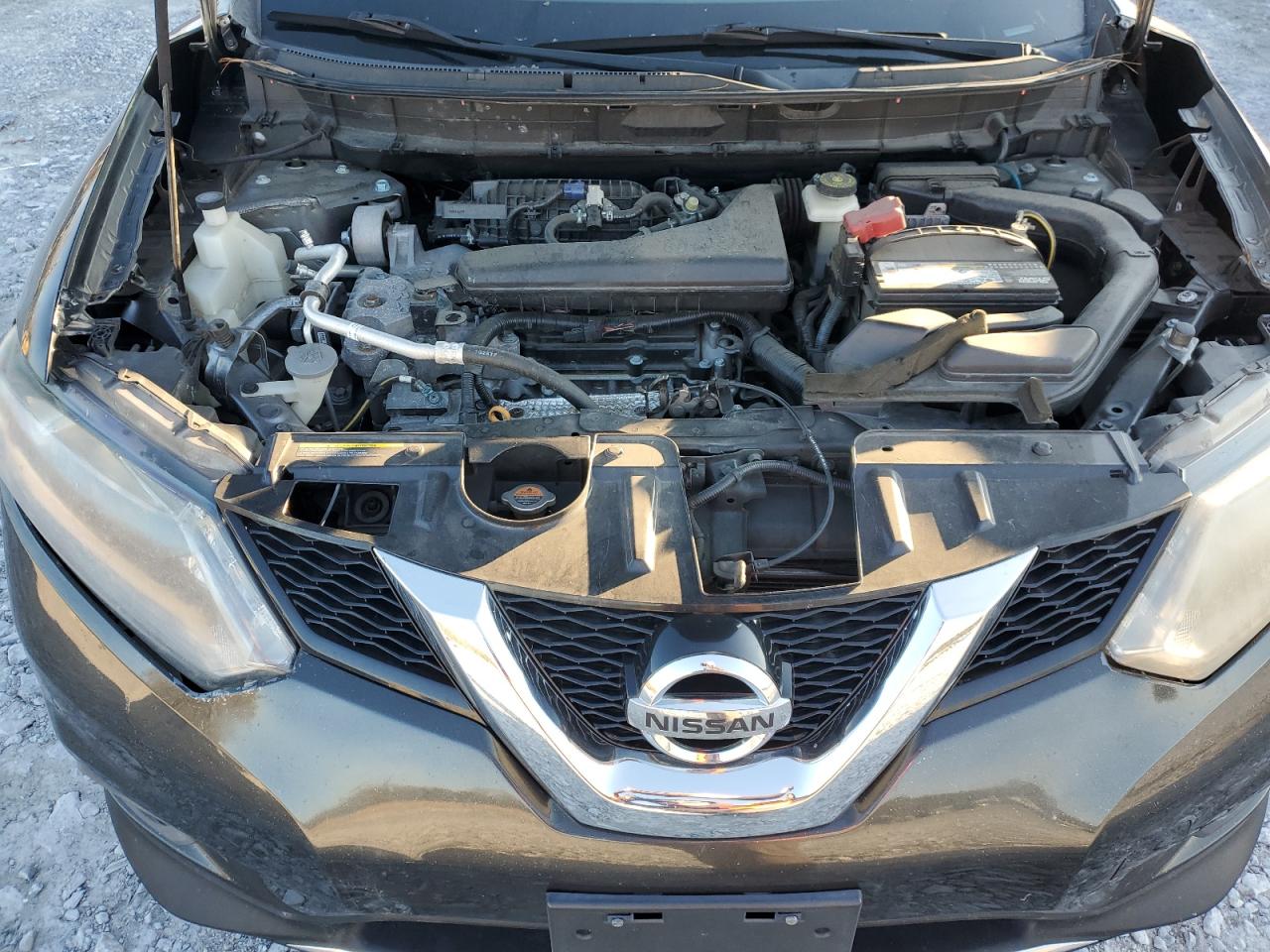 2016 Nissan Rogue - Image 12