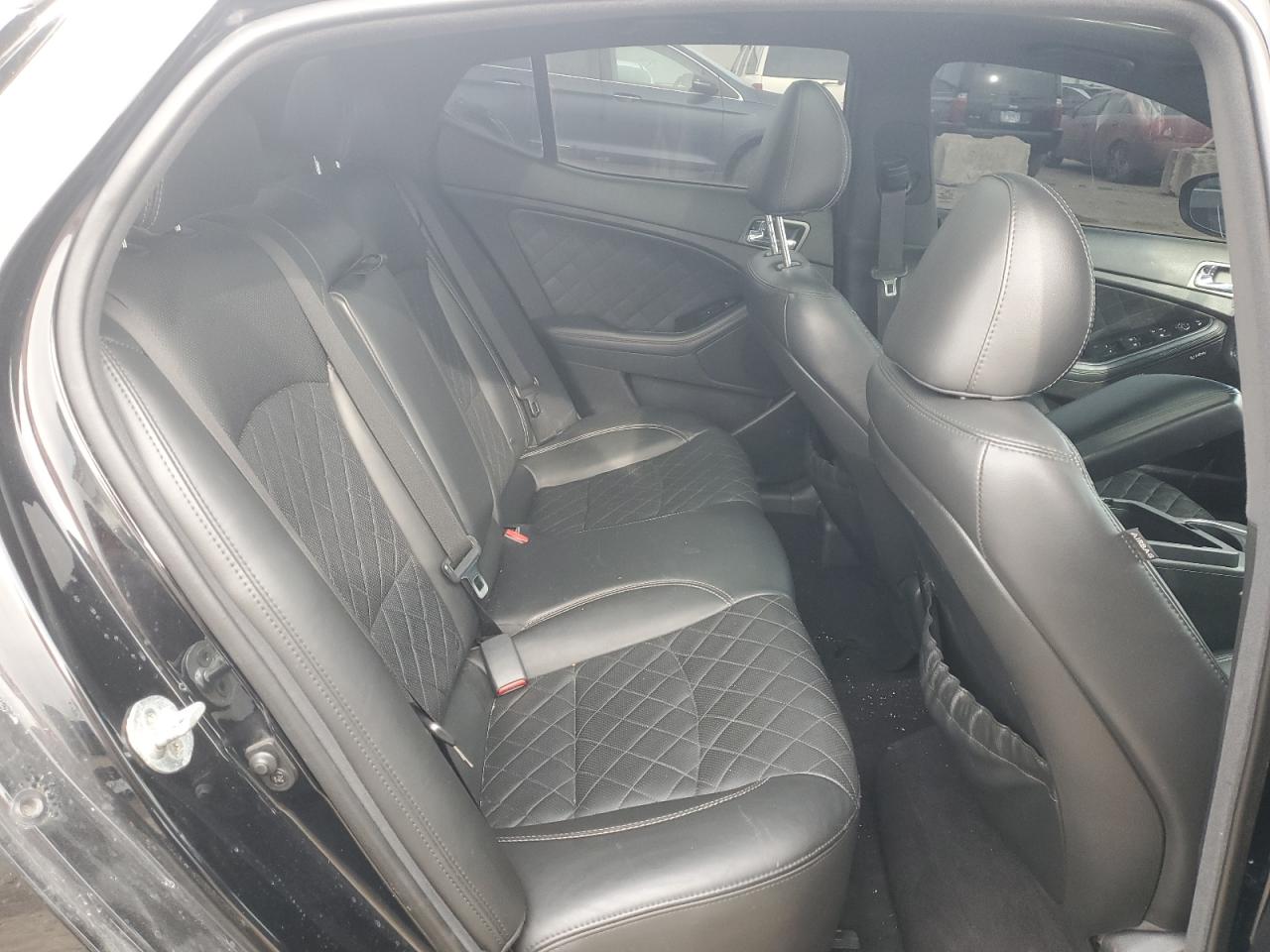 2015 Kia Optima - Image 10