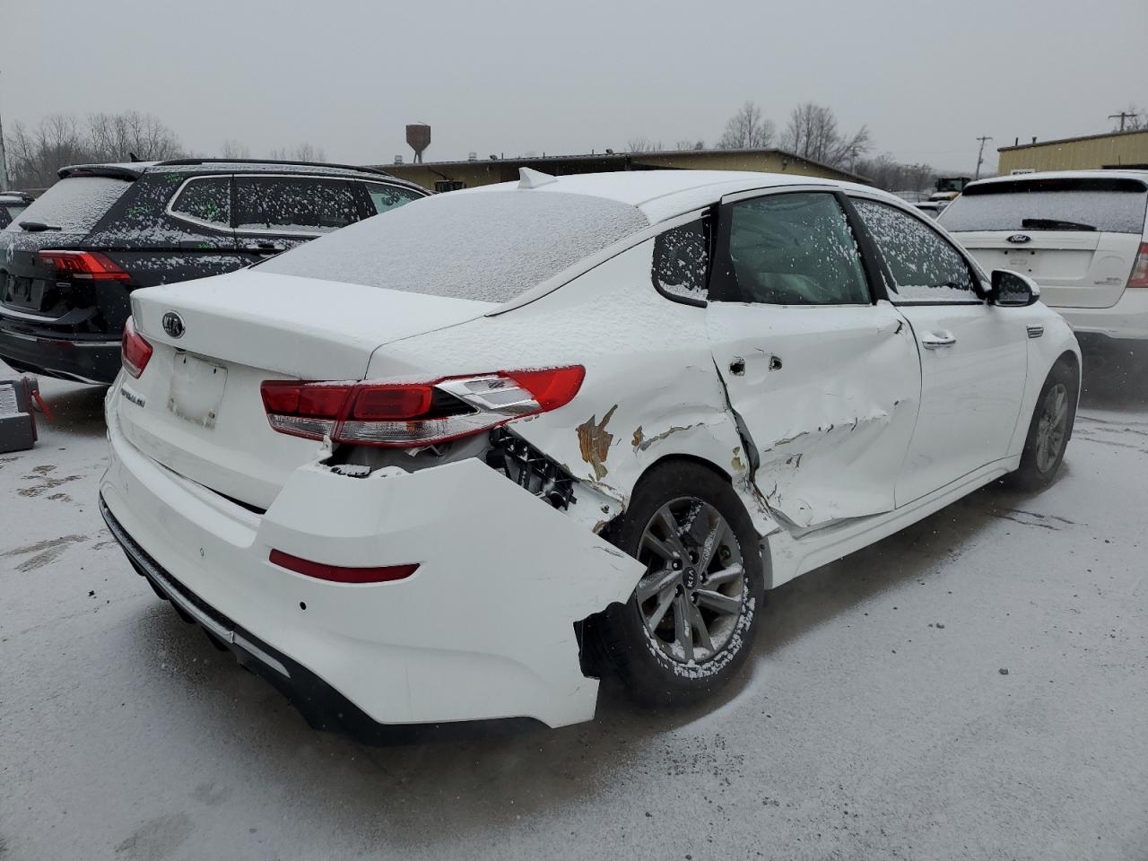 VIN 5XXGT4L31KG283951 2019 KIA OPTIMA no.3