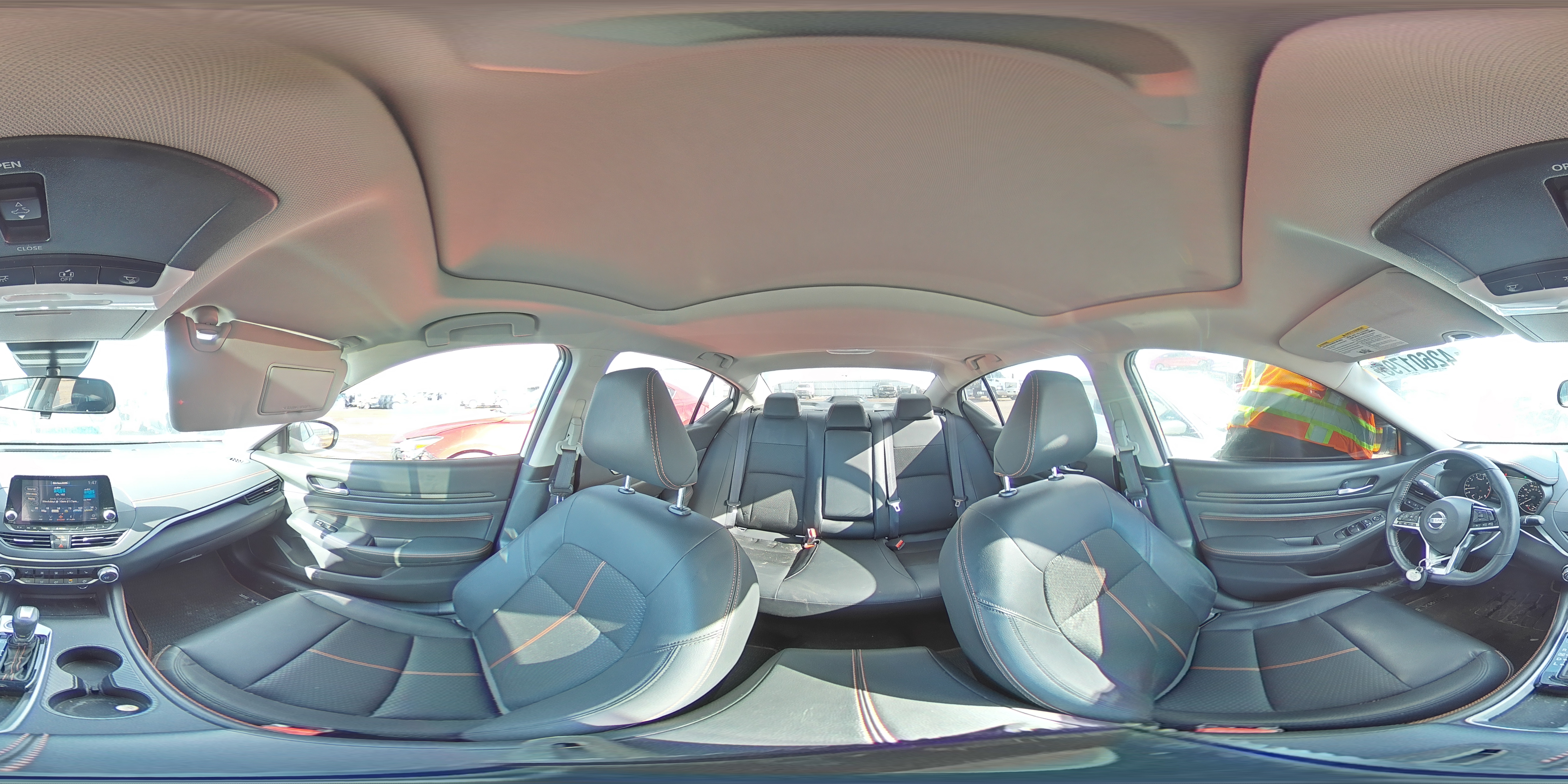 2020 Nissan Altima - Image 12