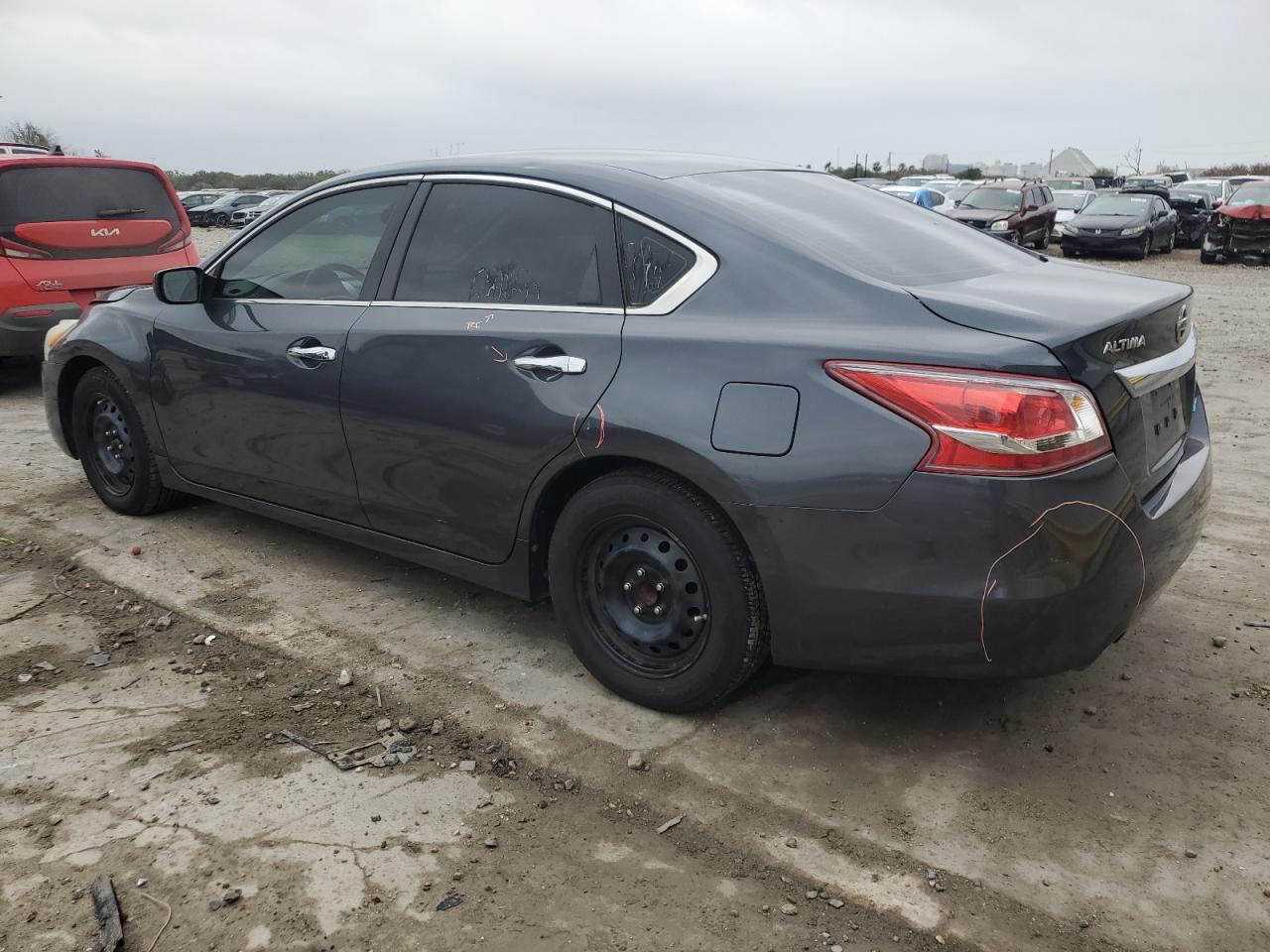 2013 Nissan Altima - Image 2