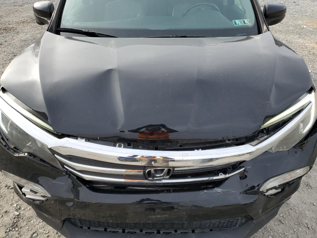 2017 Honda Pilot - Image 12