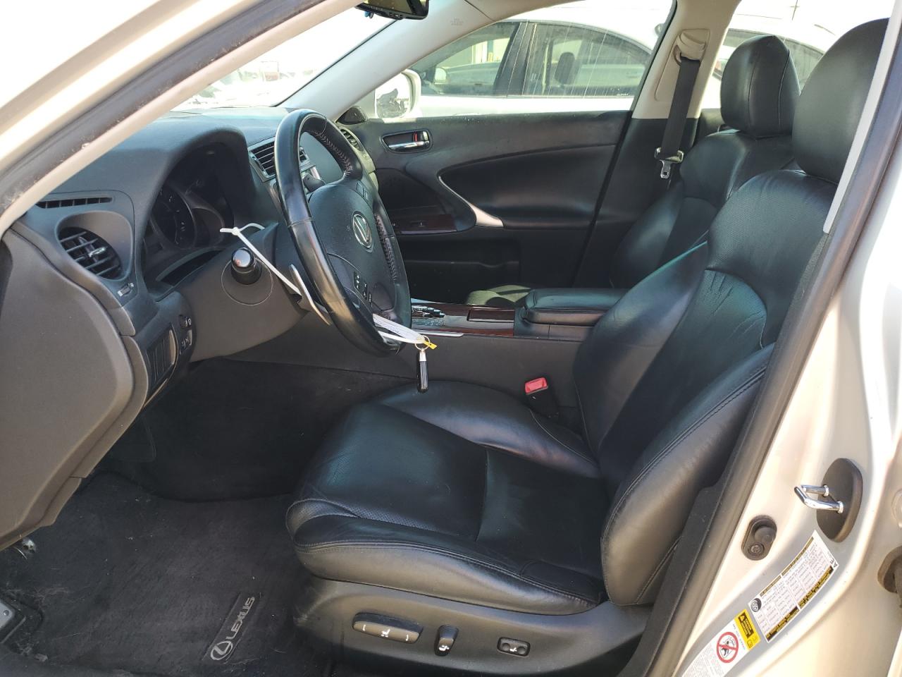 2007 Lexus IS - Image 7