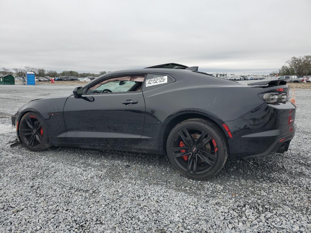 2022 Chevrolet Camaro - Image 2