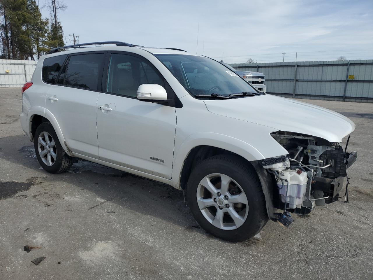 2011 Toyota RAV 4 - Image 4