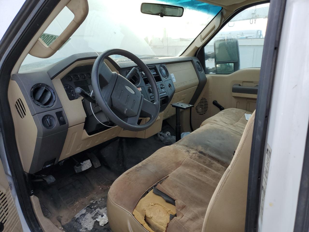 2008 Ford F350 - Image 8