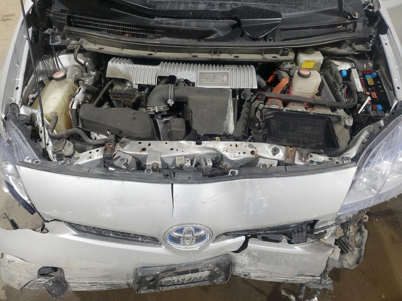 2015 Toyota Prius - Image 11