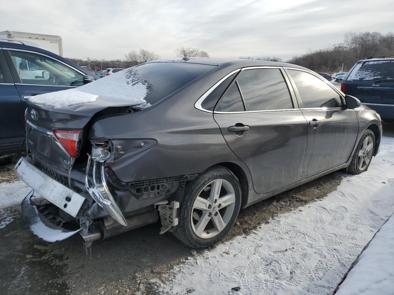 2015 Toyota Camry - Image 3