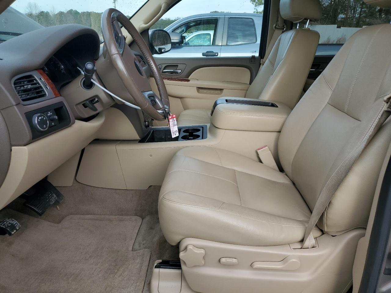 2013 GMC Yukon - Image 7