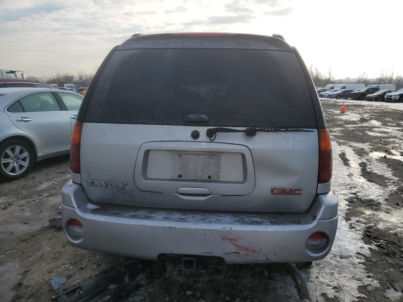2004 GMC Envoy - Image 6