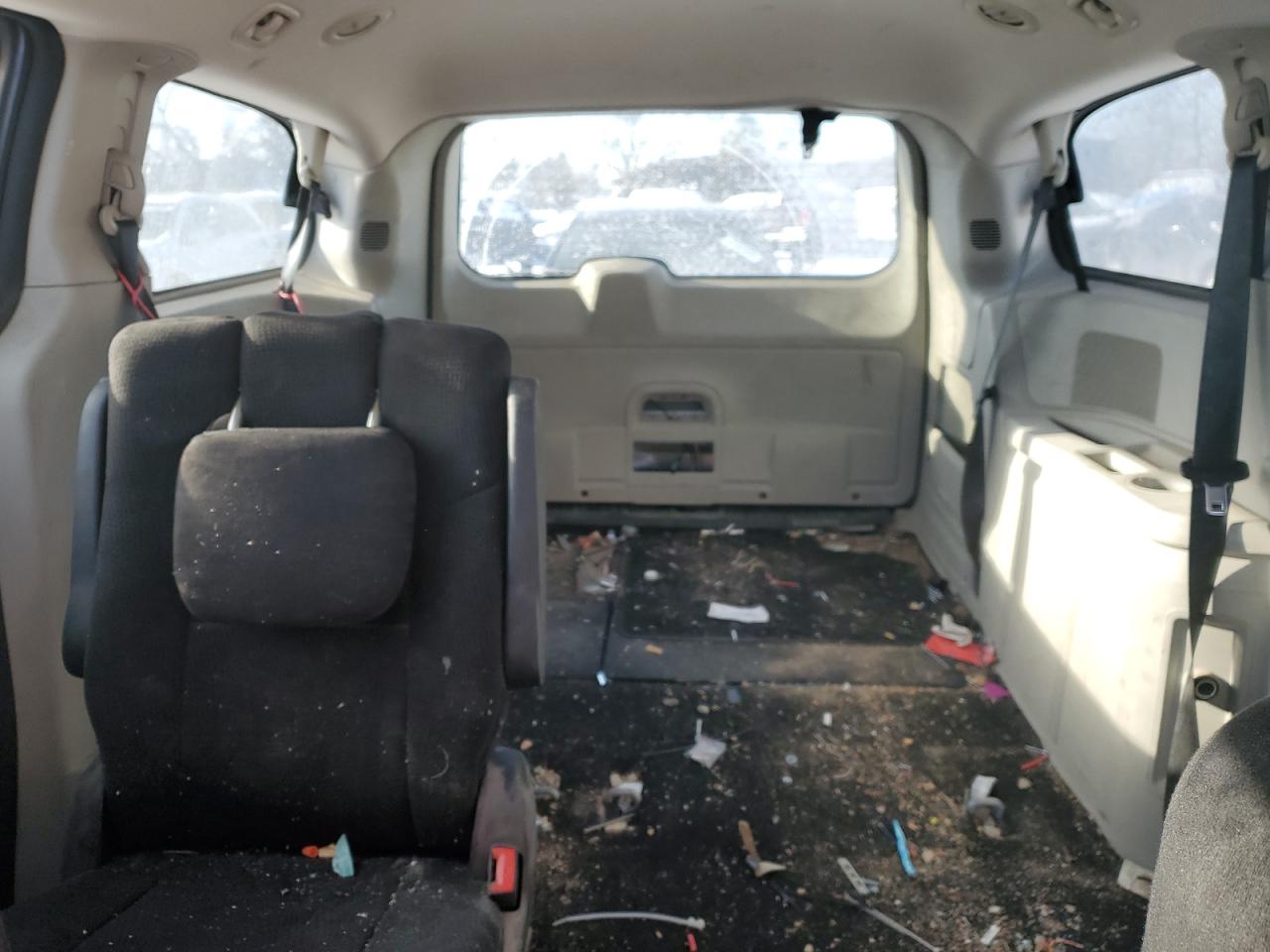 2013 Dodge Caravan - Image 10
