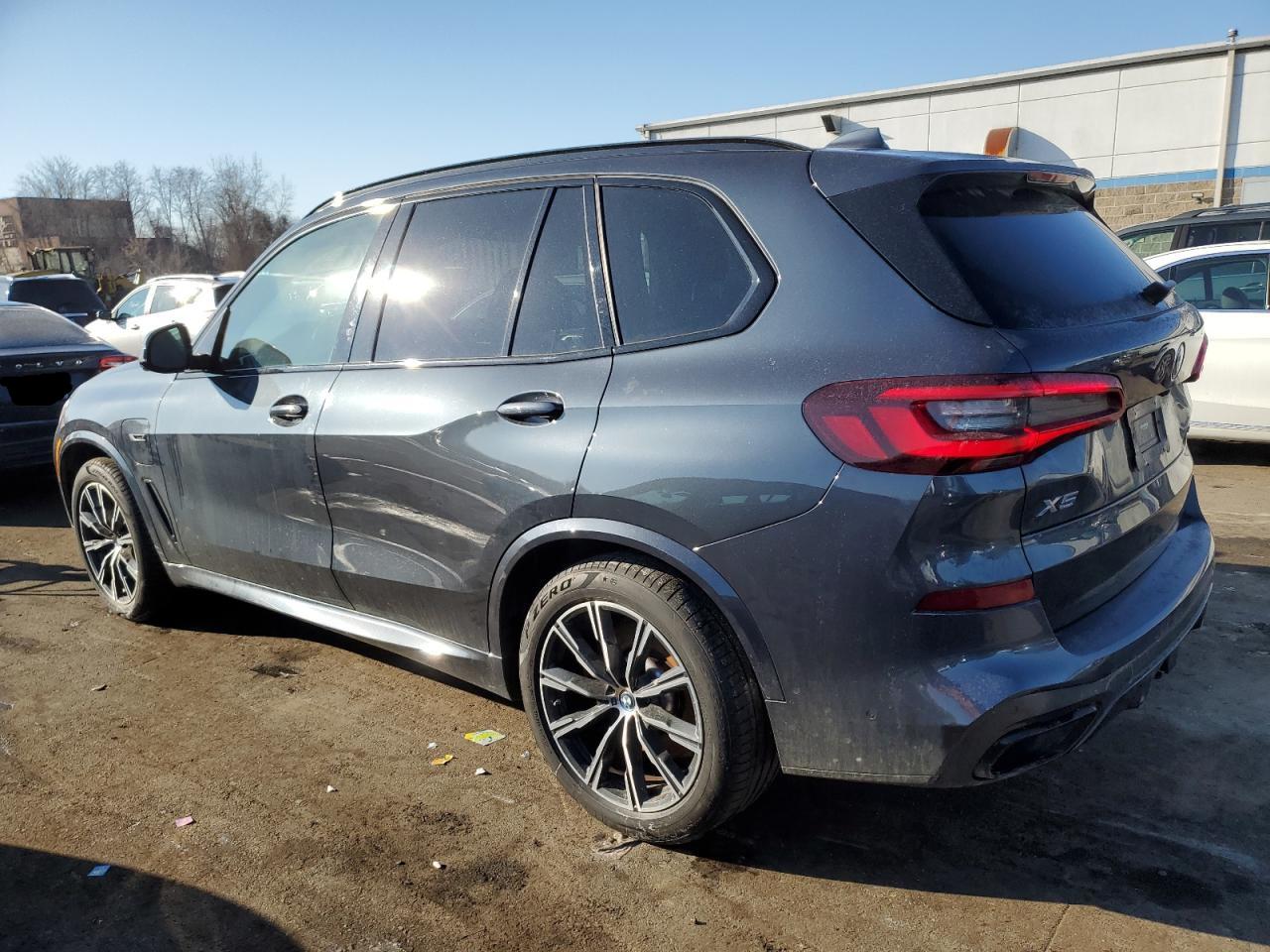 2022 BMW X5 - Image 2