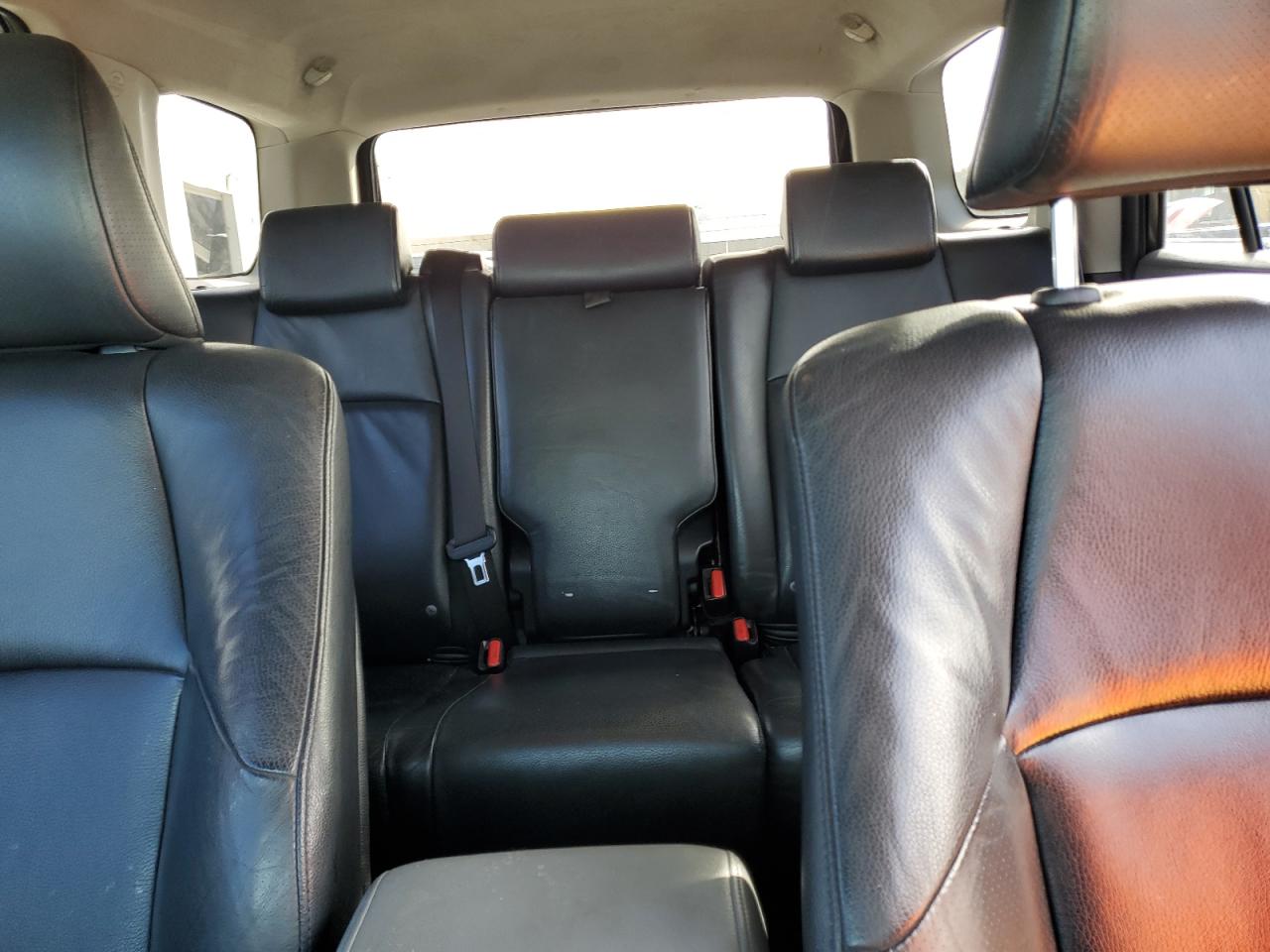 2010 Toyota 4Runner - Image 10
