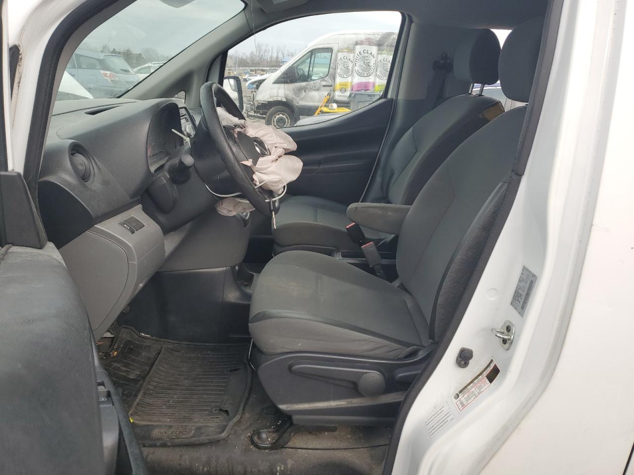 2017 Nissan NV - Image 7