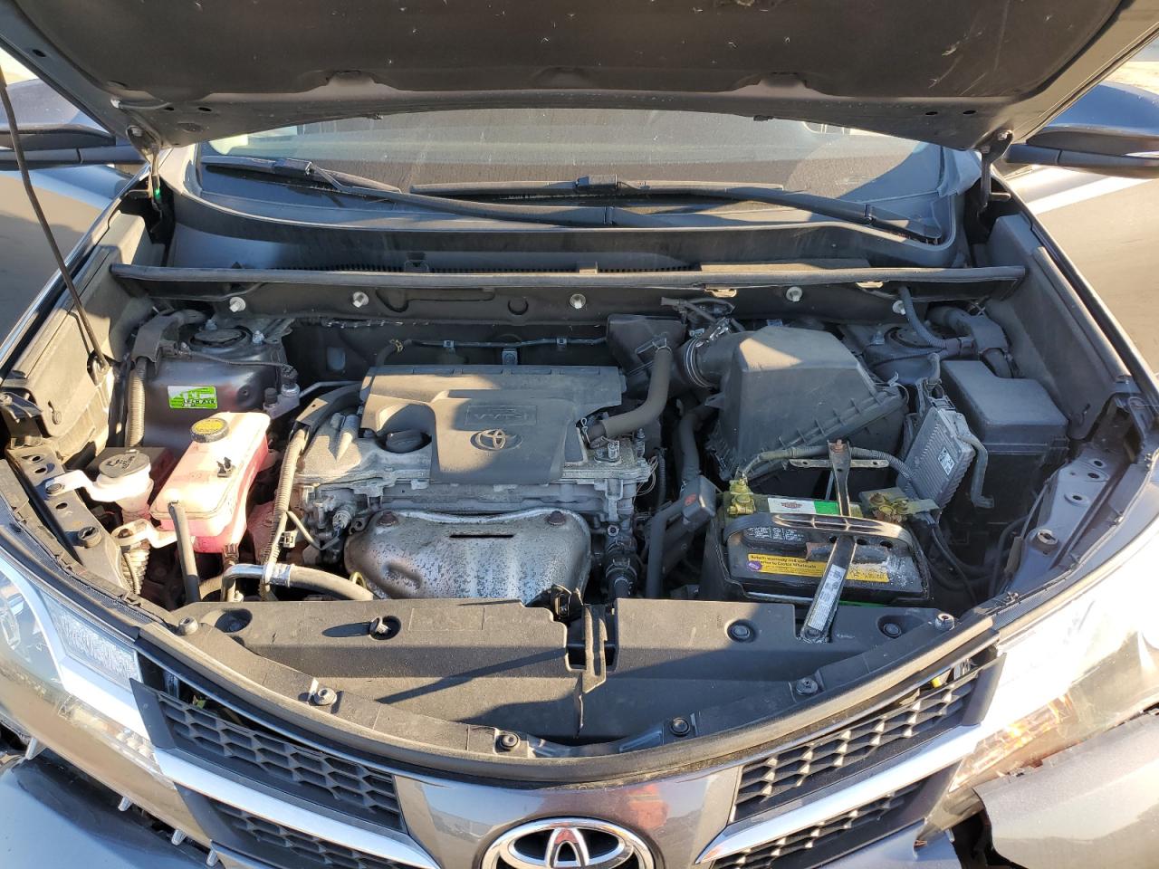 2015 Toyota RAV 4 - Image 13