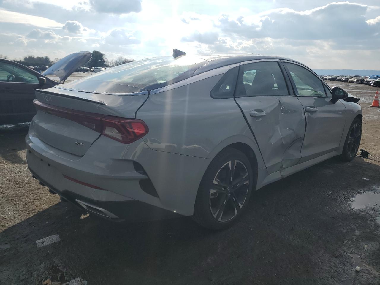 2023 Kia K5 - Image 3
