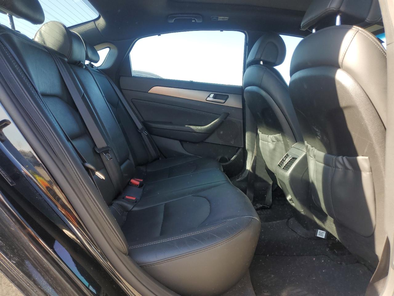 2015 Hyundai Sonata - Image 10