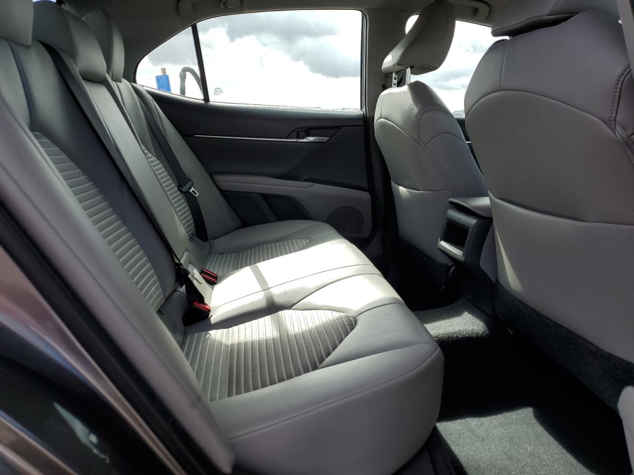 2019 Toyota Camry - Image 10
