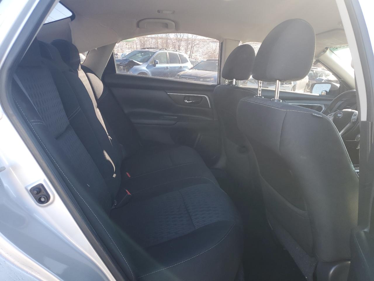 2018 Nissan Altima - Image 10
