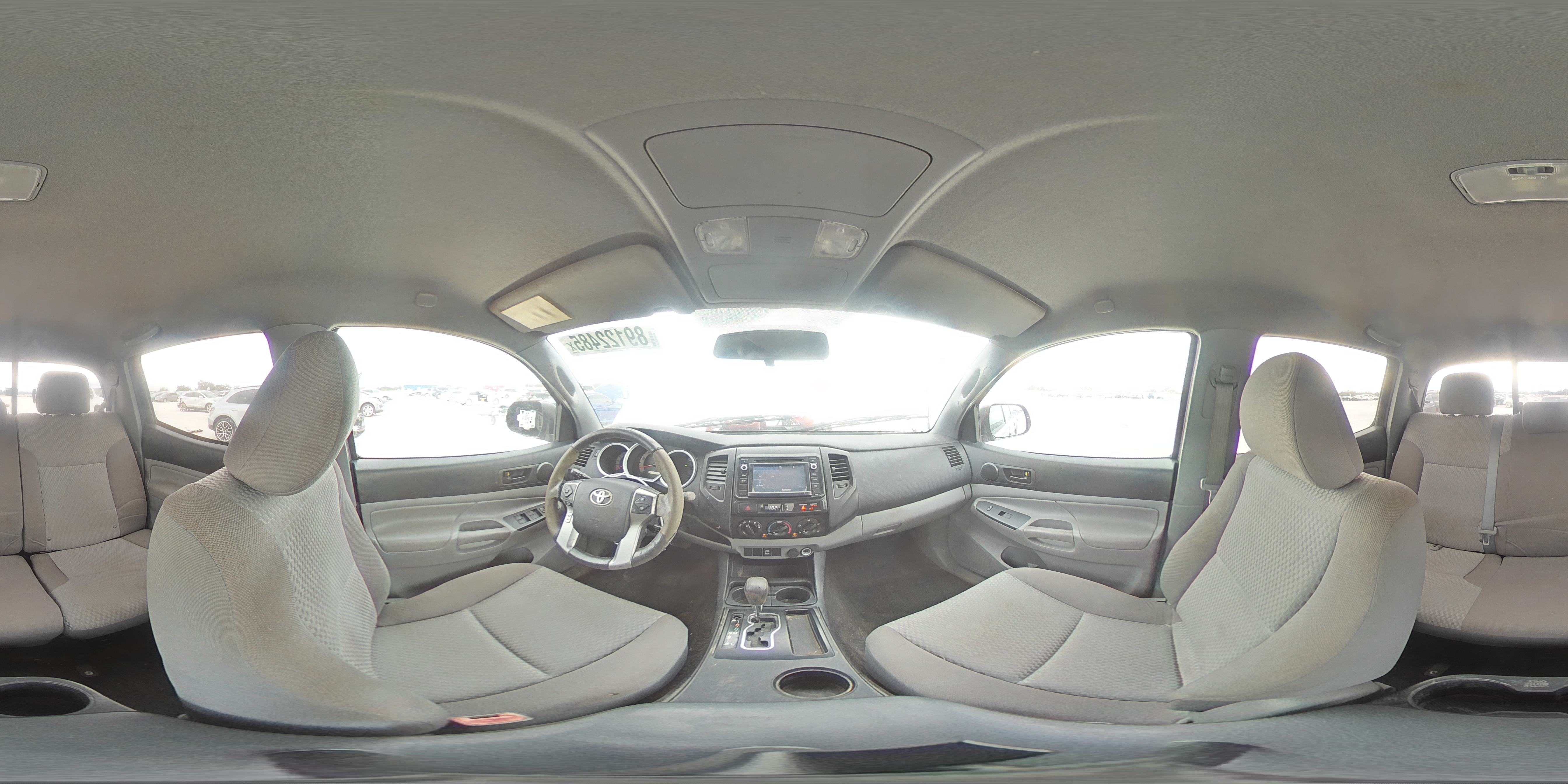 2014 Toyota Tacoma - Image 12