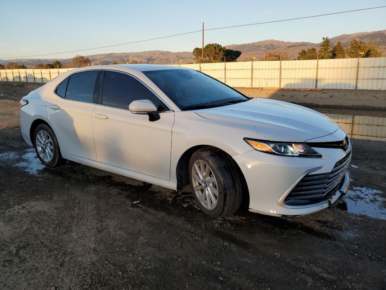 2023 Toyota Camry - Image 4