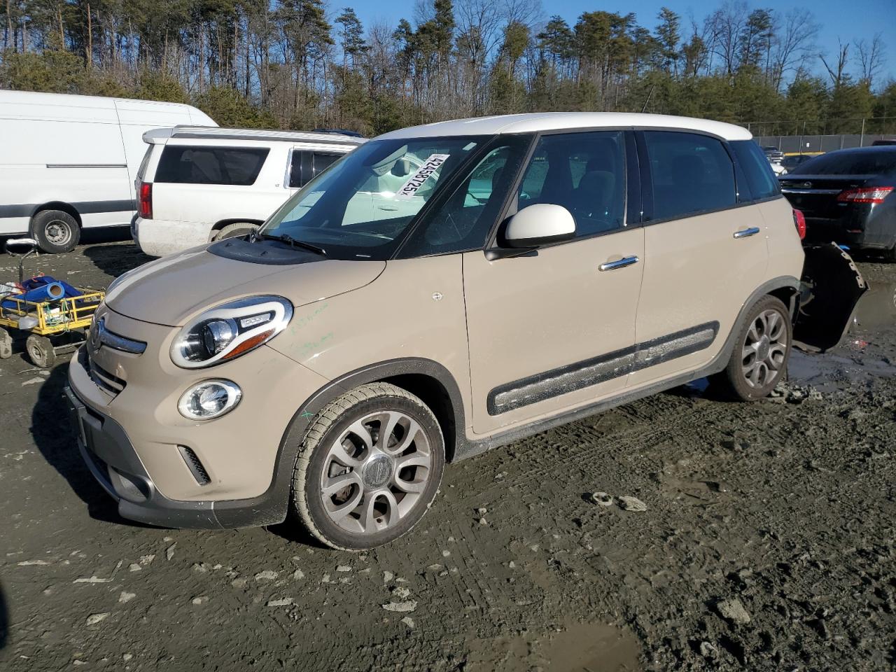 2016 Fiat 500 - Image 1