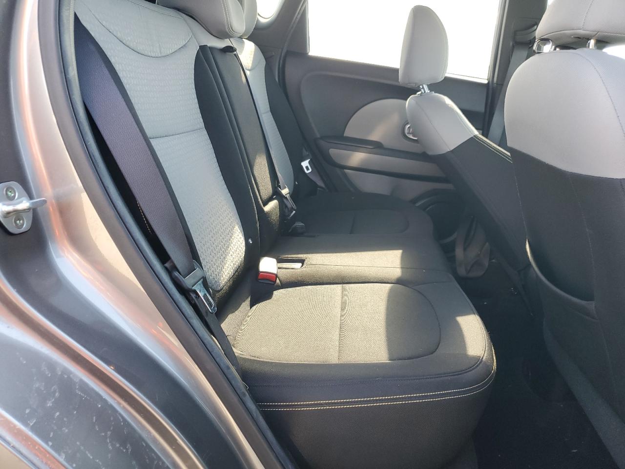 2015 Kia Soul - Image 10