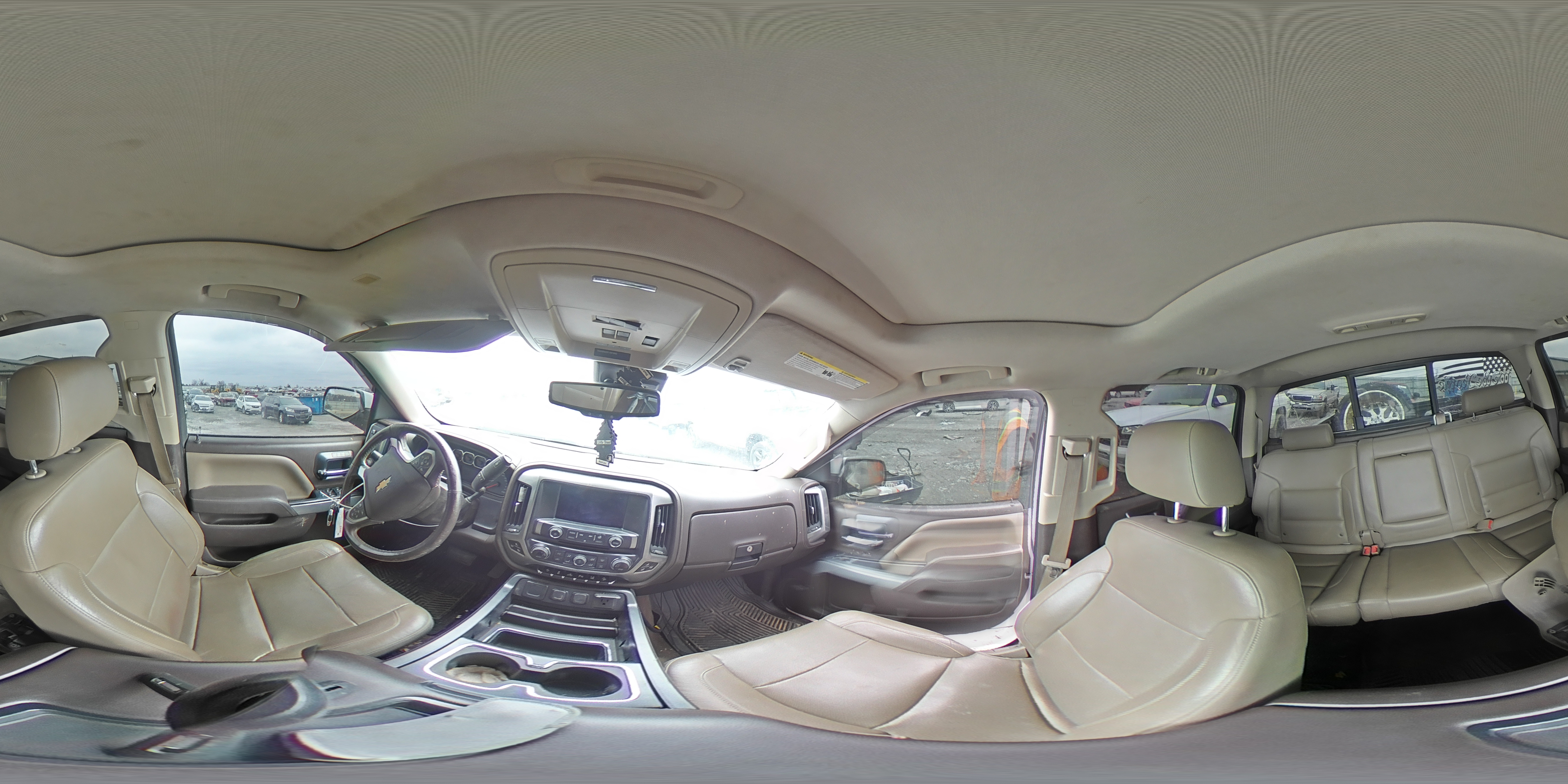 2015 Chevrolet Silverado - Image 13