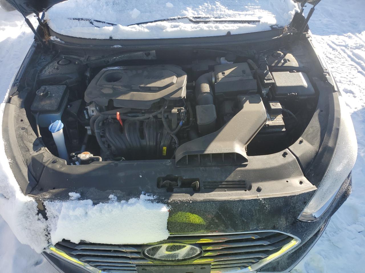 2018 Hyundai Sonata - Image 11