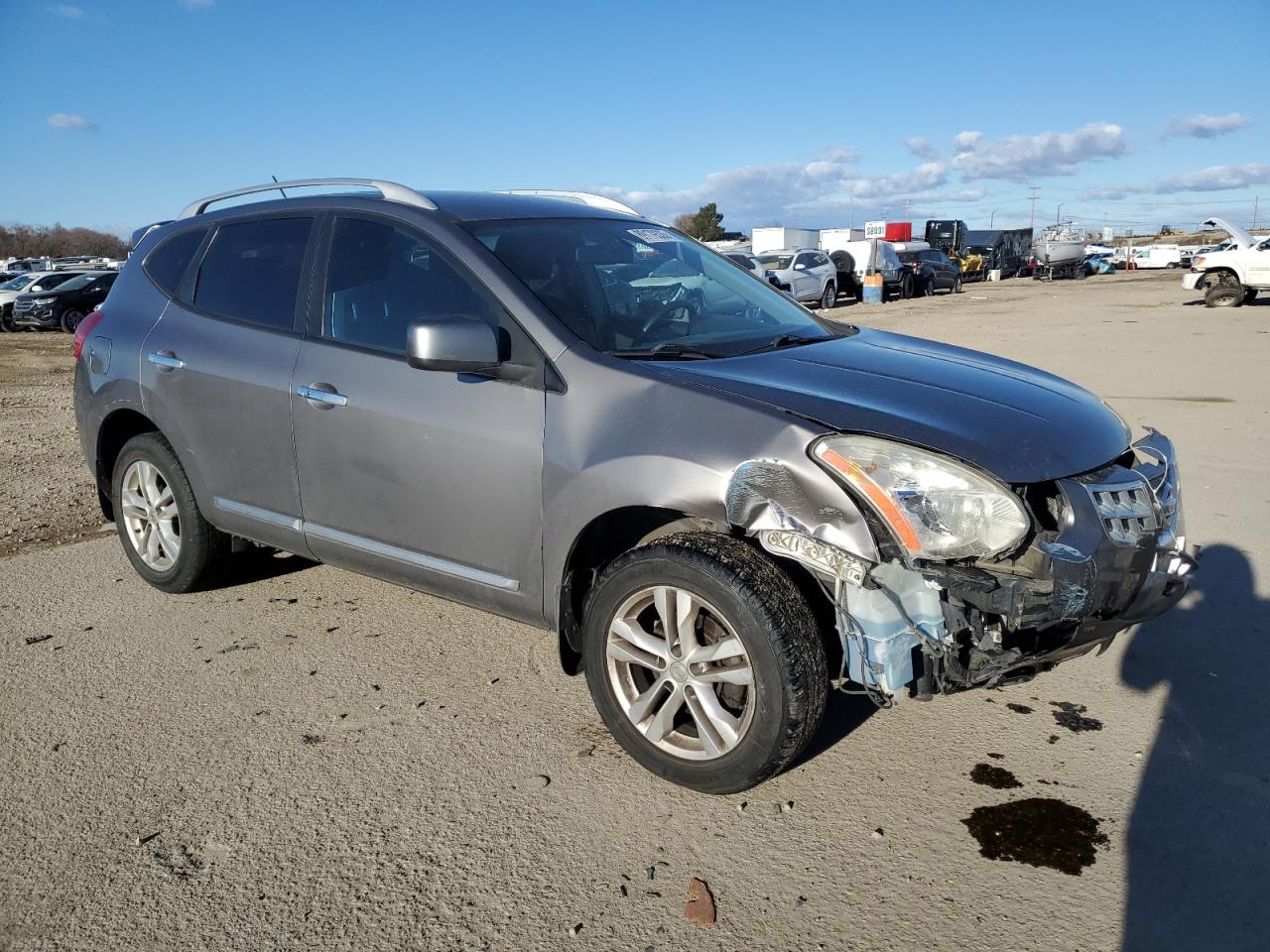2013 Nissan Rogue - Image 4