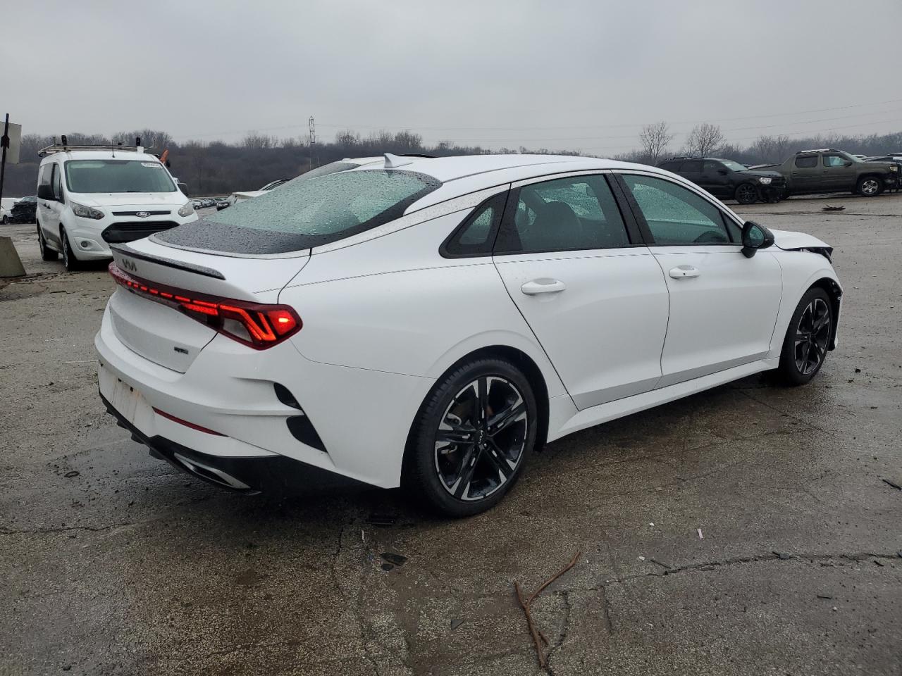 2024 Kia K5 - Image 3