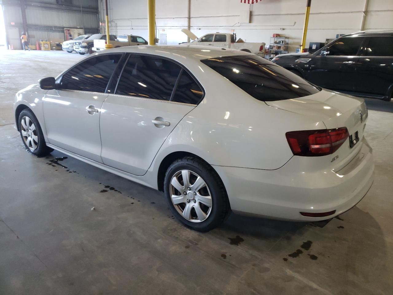 VIN 3VW2B7AJXHM234042 2017 VOLKSWAGEN JETTA no.2