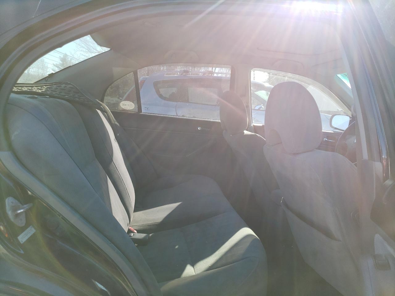 2004 Honda Civic - Image 10