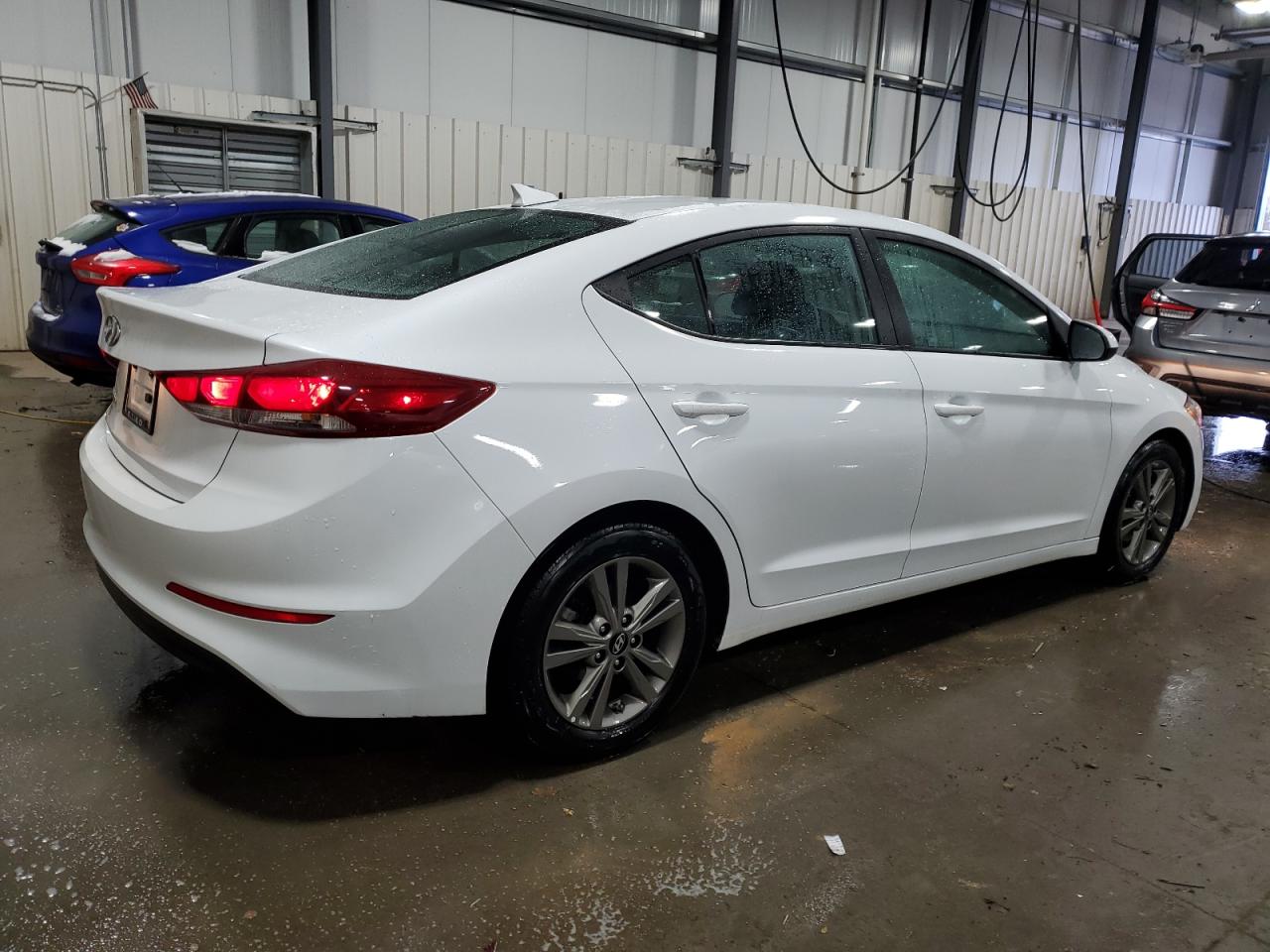 2018 Hyundai Elantra - Image 3