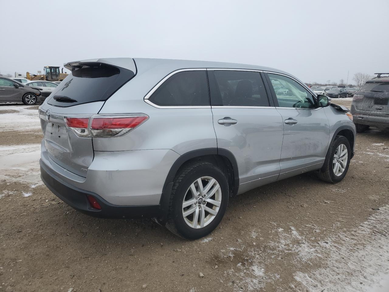 2016 Toyota Highlander - Image 3