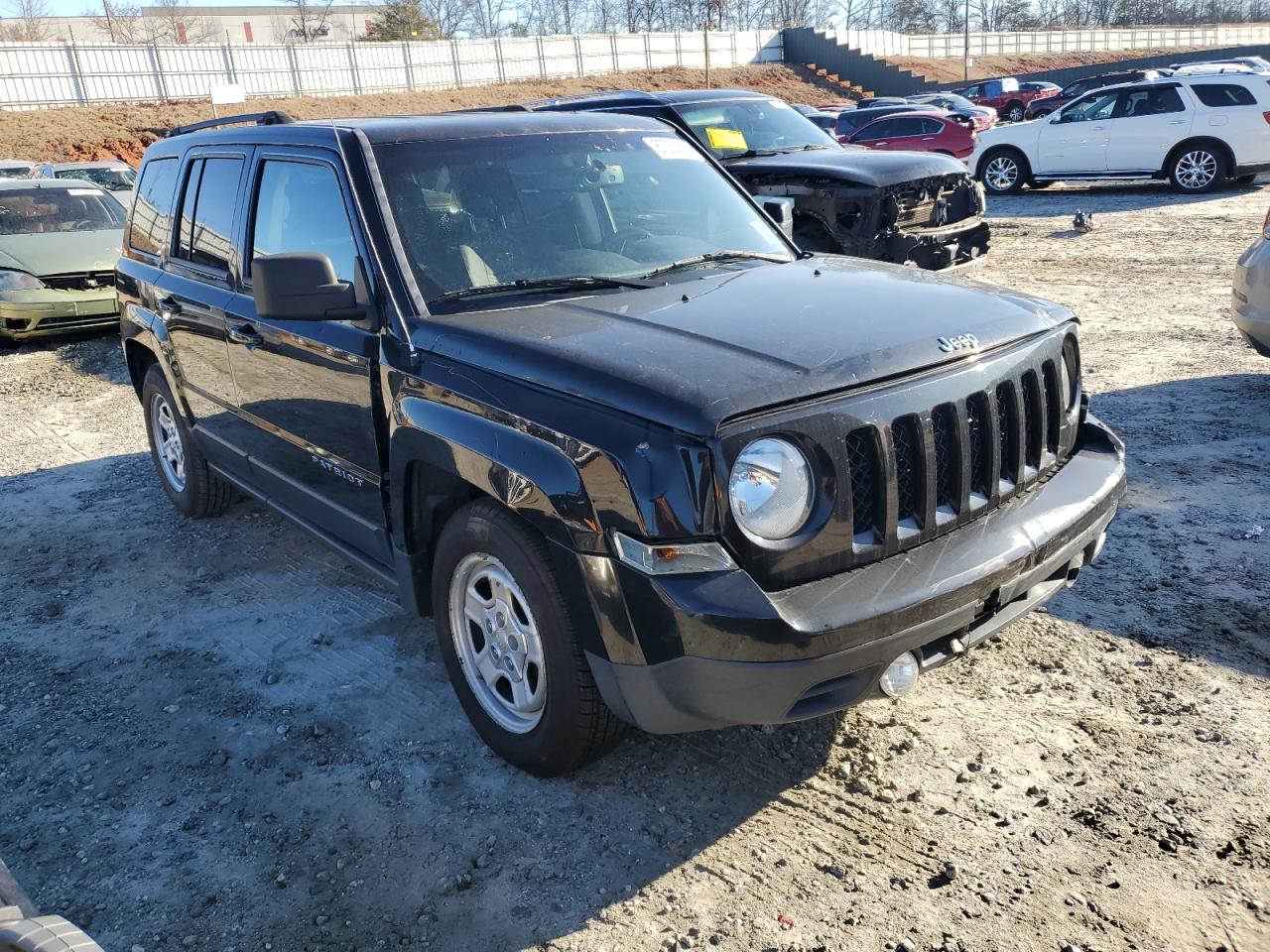 VIN 1C4NJPBB5GD698828 2016 JEEP PATRIOT no.4