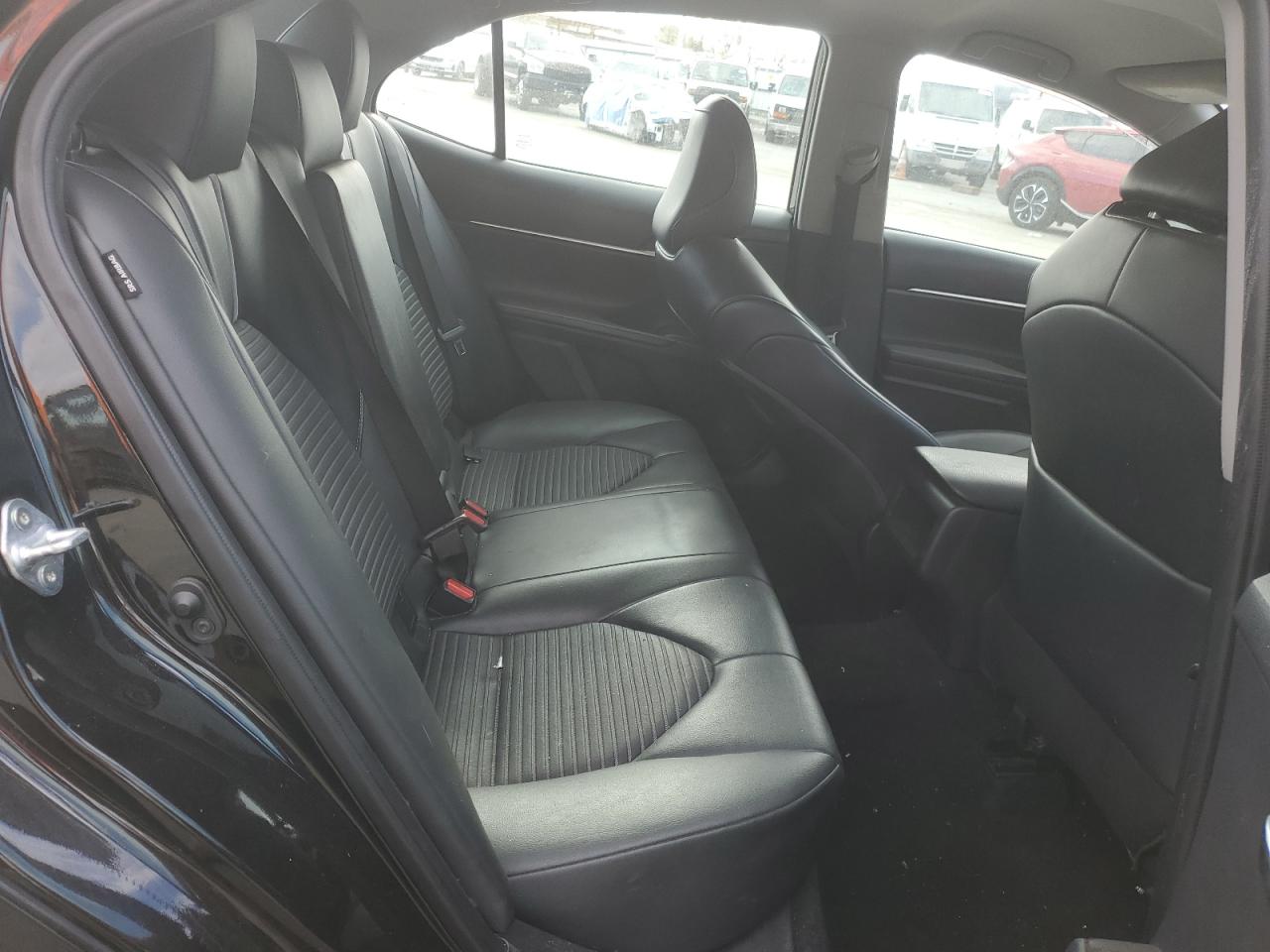 2022 Toyota Camry - Image 10