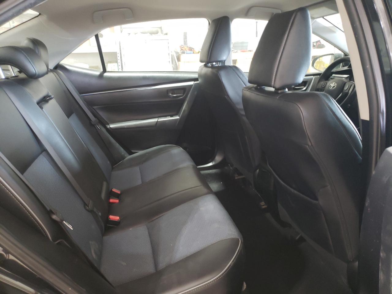 2015 Toyota Corolla - Image 11