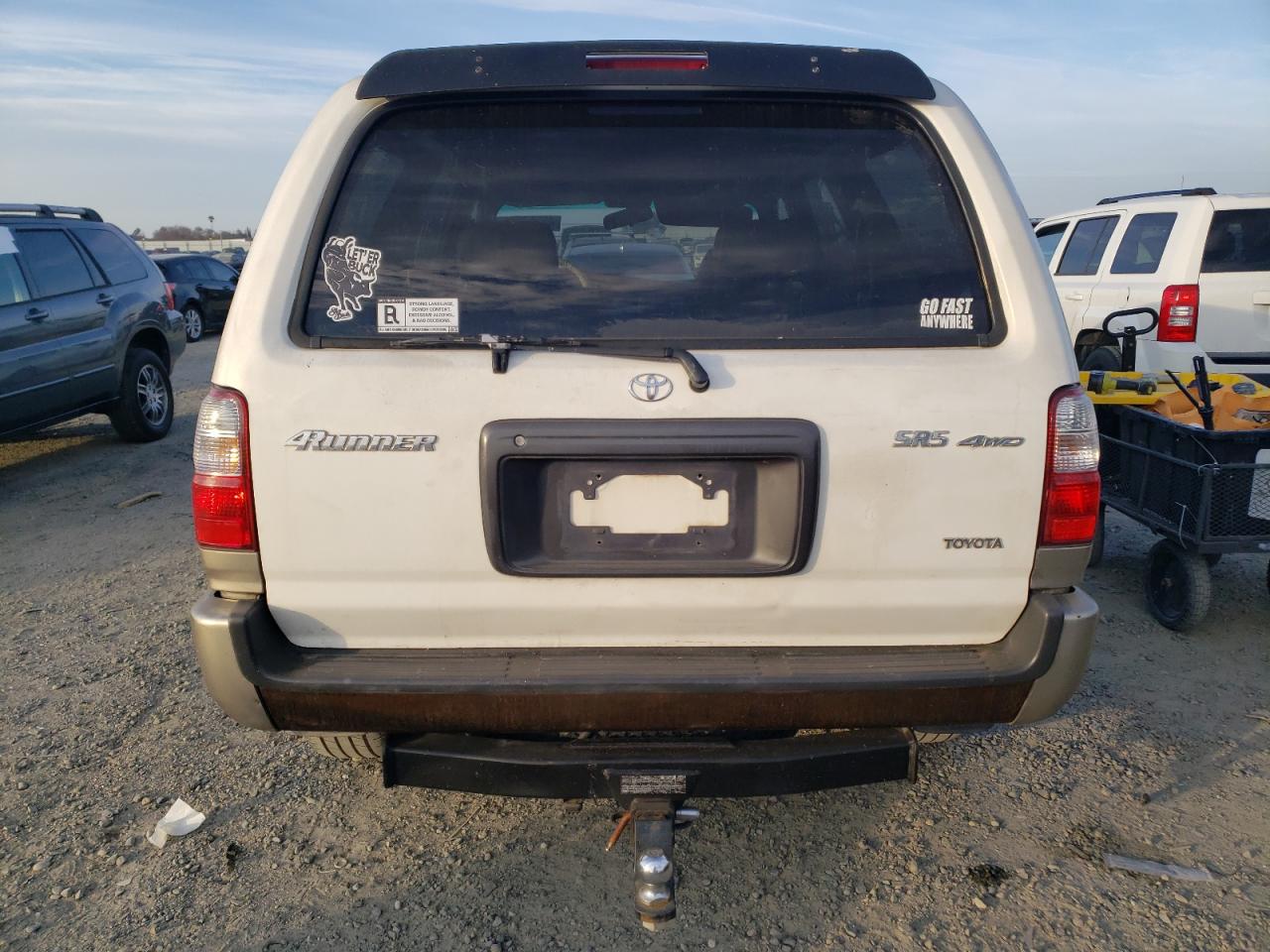 2002 Toyota 4Runner - Image 6