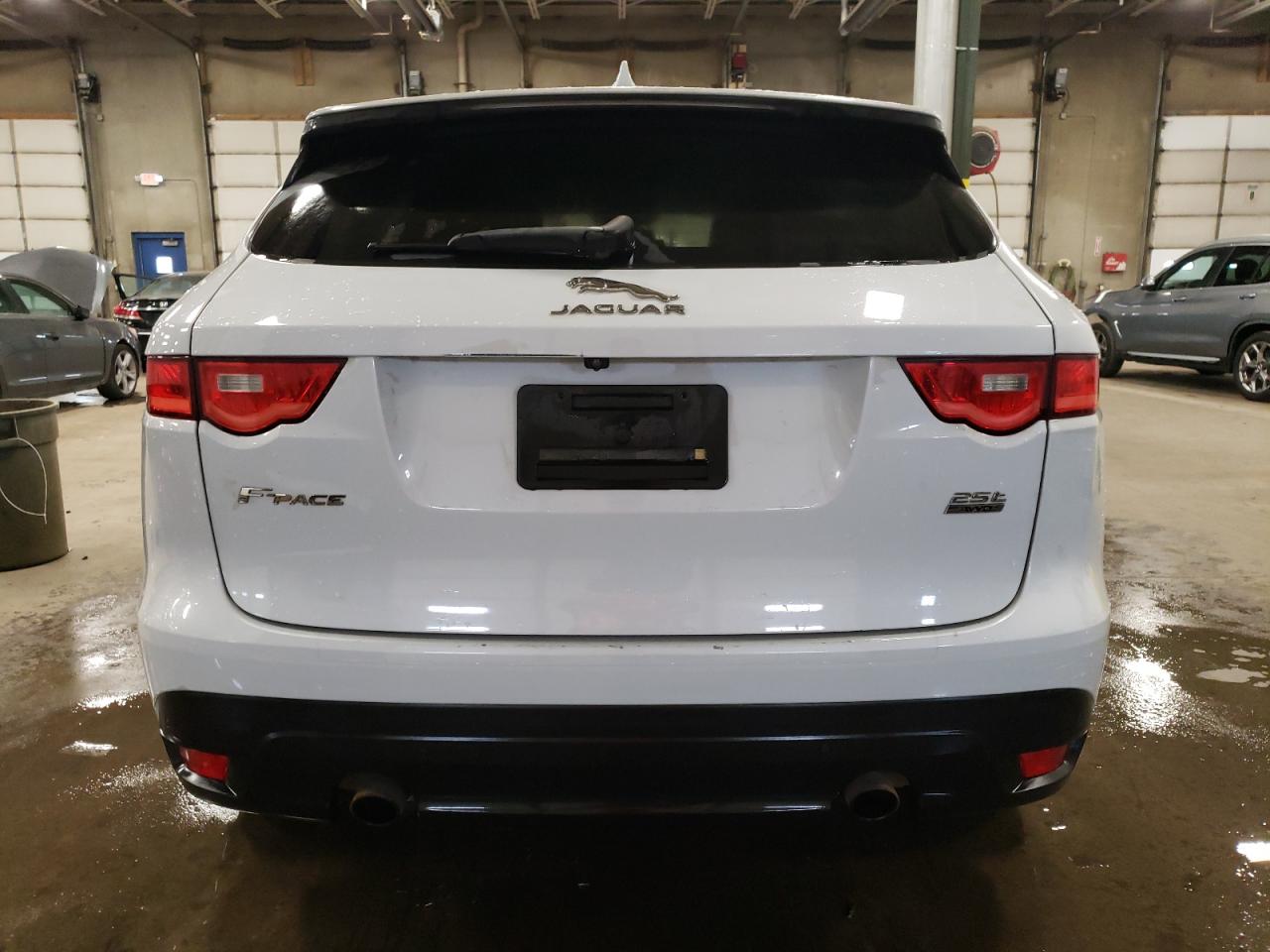2018 Jaguar F-Pace - Image 6