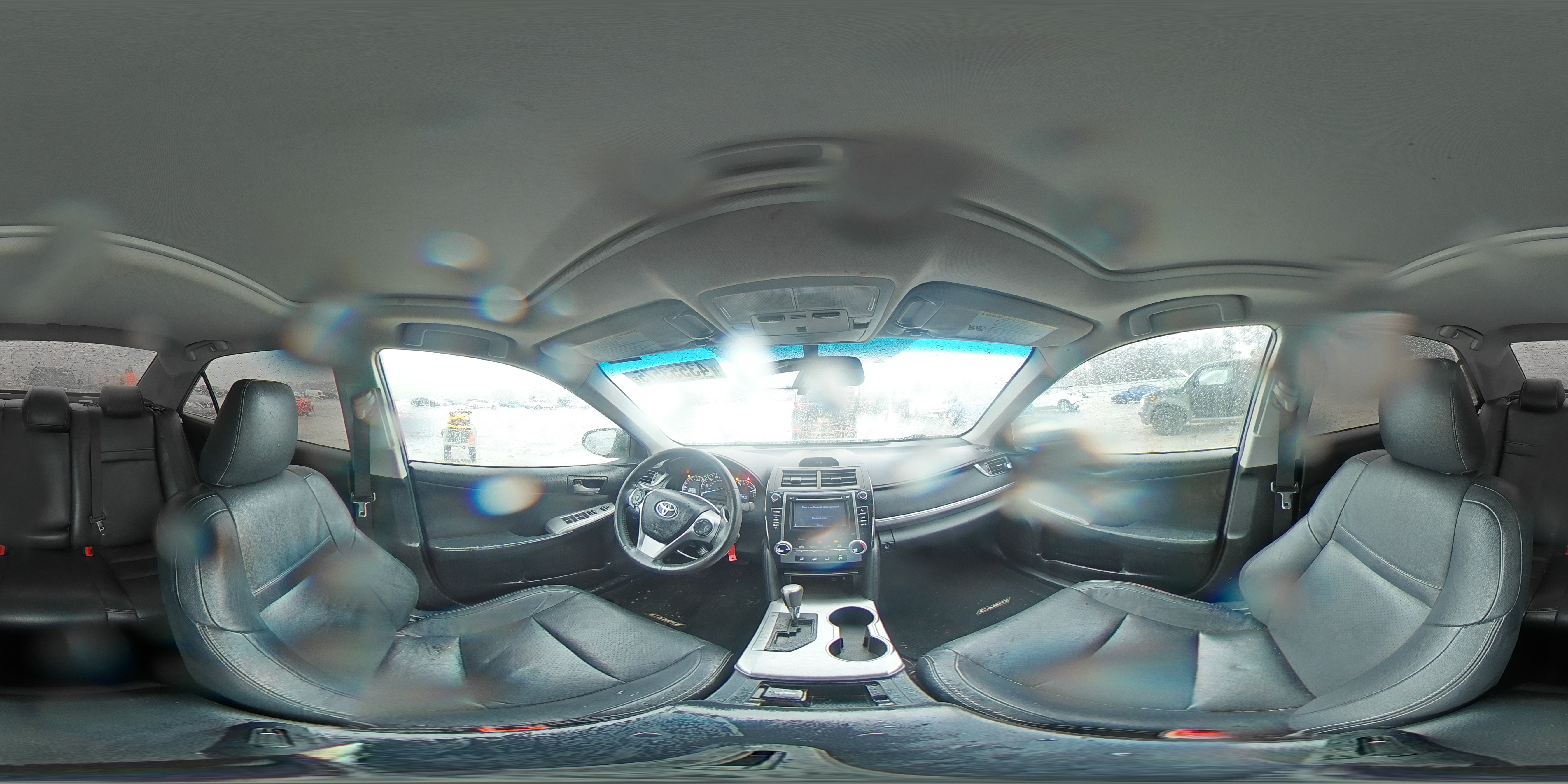 2012 Toyota Camry - Image 12