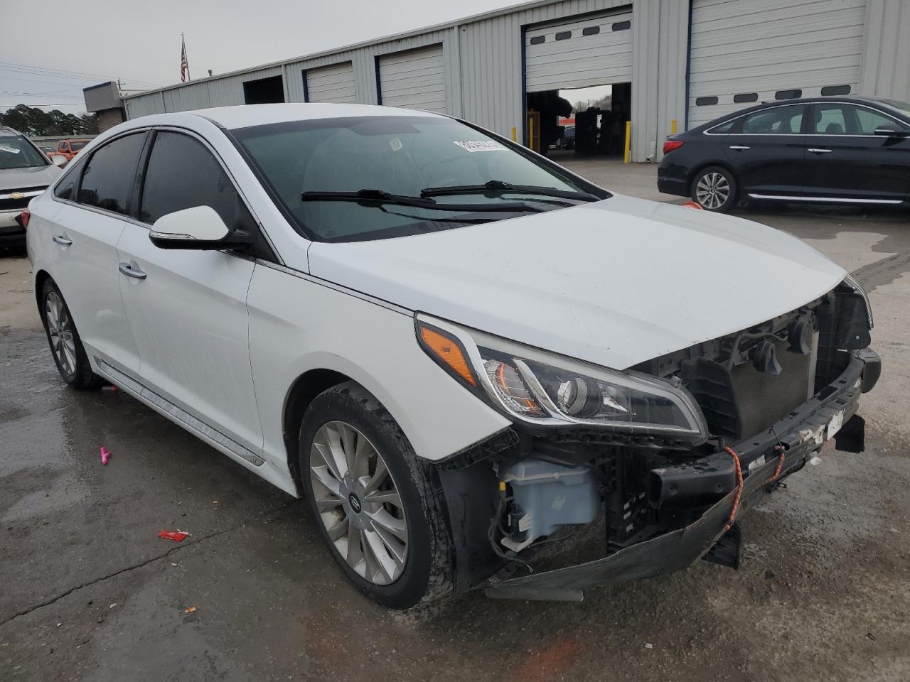 2015 Hyundai Sonata - Image 4