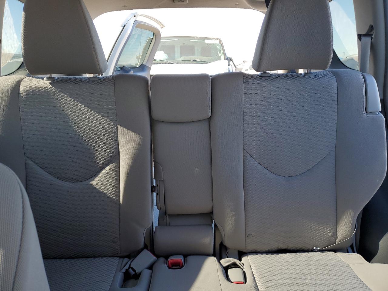 2012 Toyota RAV 4 - Image 10