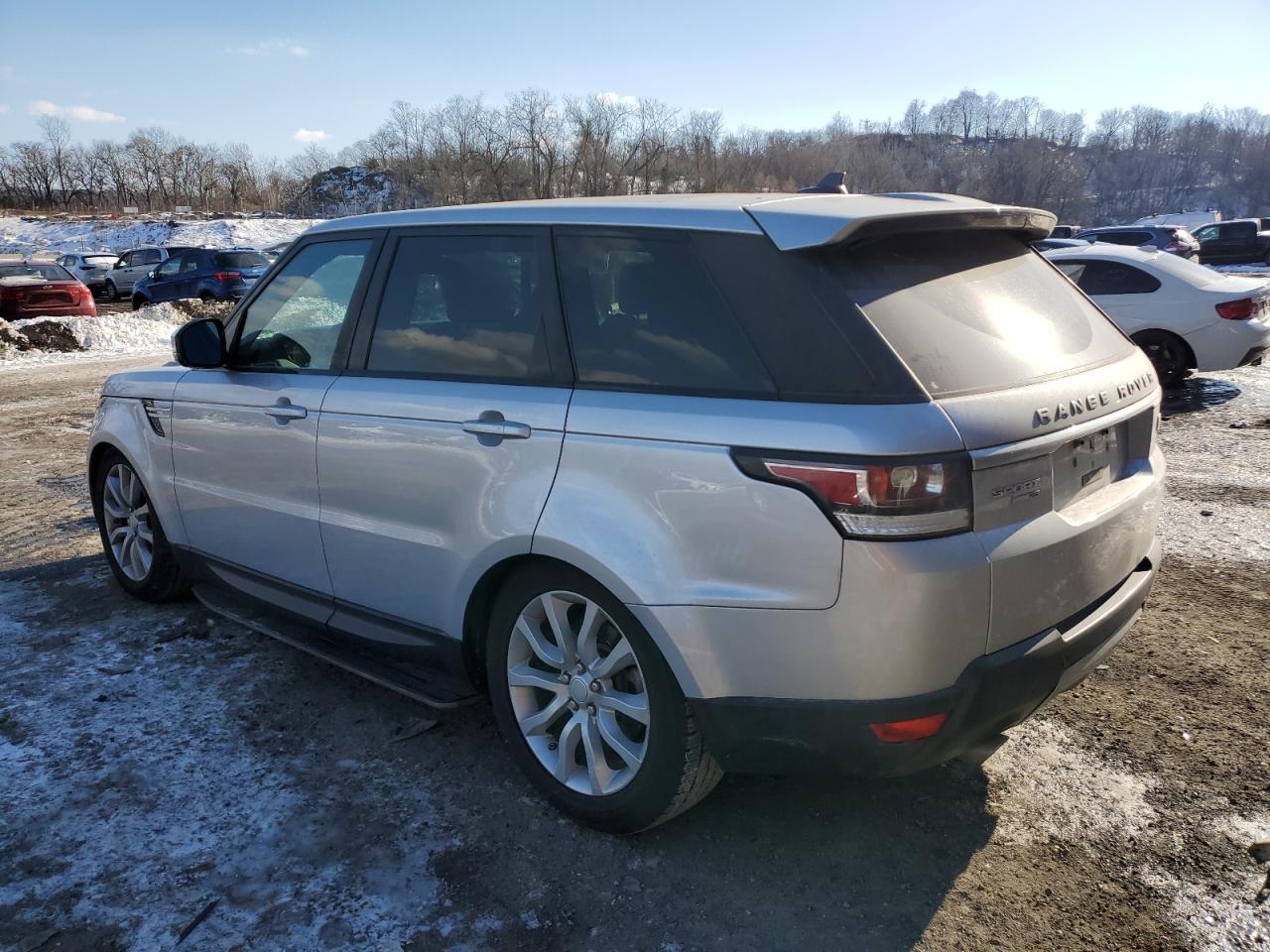 2015 Land Rover Range Rover - Image 2