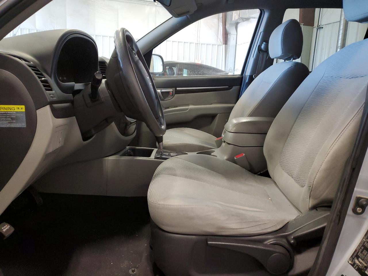 2009 Hyundai Santa Fe - Image 7