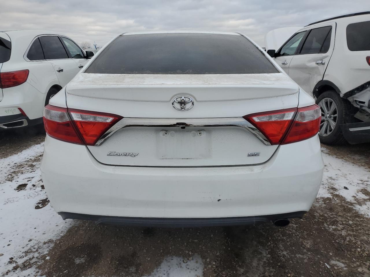 VIN 4T1BF1FK6GU148058 2016 TOYOTA CAMRY no.6