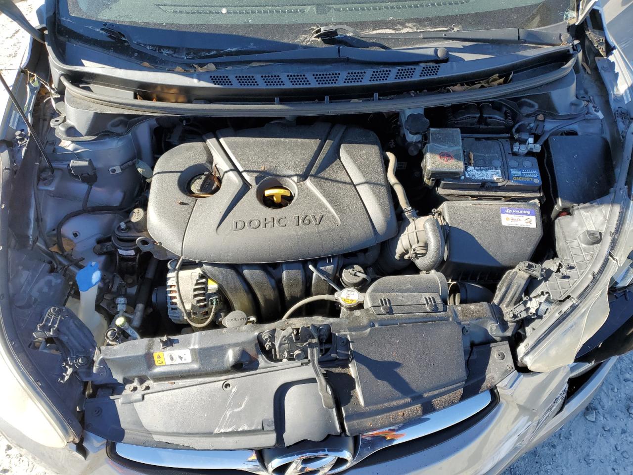 2013 Hyundai Elantra - Image 11